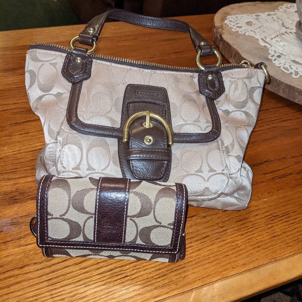 Coach purse and wallet